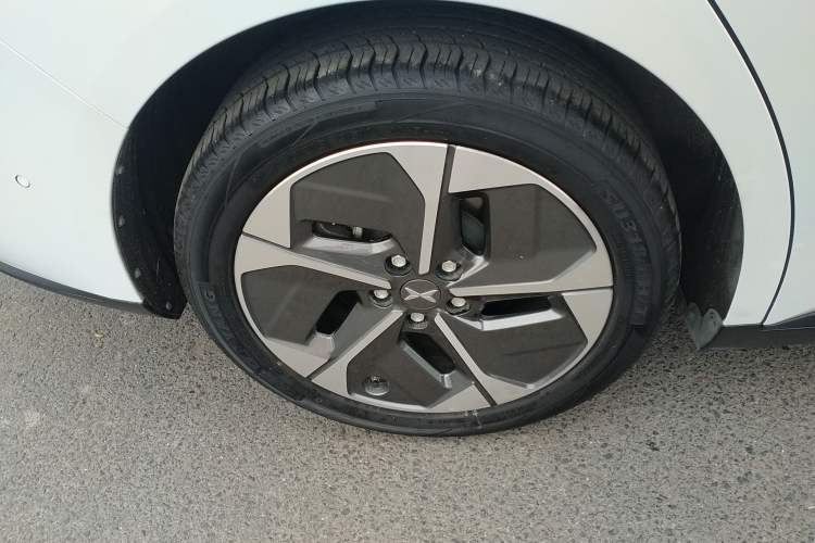 Used XPeng MONA M03 2024 620 with Ultra-Long Range
