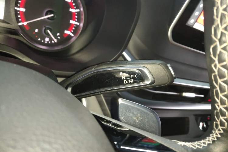 Used Iveco Fidato 2023 C30 Passenger Van 2.0T 110kW Automatic Xingtu Version Low Roof