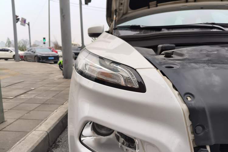 Used Jeep Cherokee 2016 2.4L Leading Edition