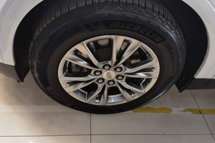 Used Cadillac XT5 2020 28T Four-Wheel Drive Luxury Version Exterior 2