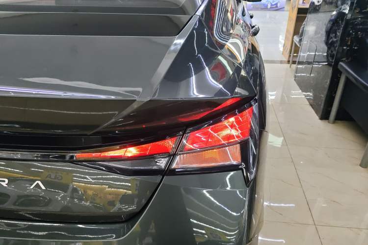 Used Hyundai Elantra 2023 1.5L CVT GLX Elite Edition Right Rear Taillight