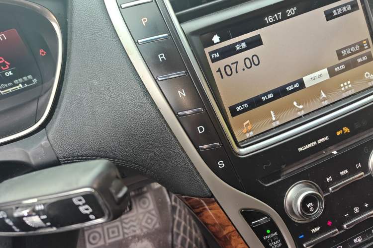 Used Lincoln Nautilus 2019 2.7T Four-Wheel Drive Prestige Edition China VI Standard Gear Lever