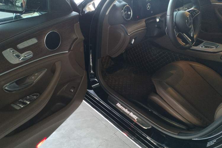 Used Mercedes-Benz E-Class 2023 Updated E 300 L Fashion Edition