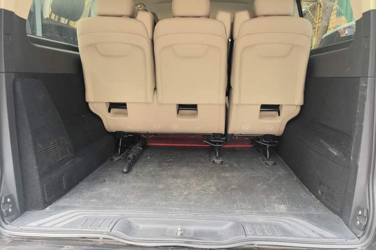 Used Mercedes-Benz Vito 2021 2.0T Elite Version 7 Seats