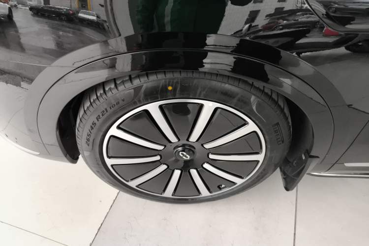 Used Hima AITO M9 2025 Extended-Range Ultra Version 52 kWh 6-Seater