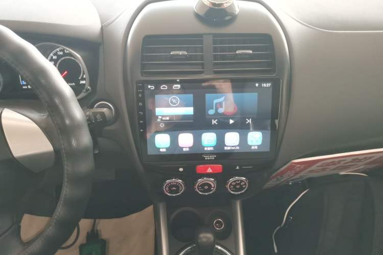 Used Mitsubishi ASX 2016 2.0L CVT Two-Wheel Drive Navigation Edition
