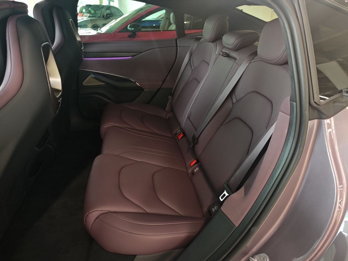 Xiaomi Auto SU7 2024 Four-Wheel Drive Ultra-Long Range Advanced Intelligent Driving Max Edition — снимка 20