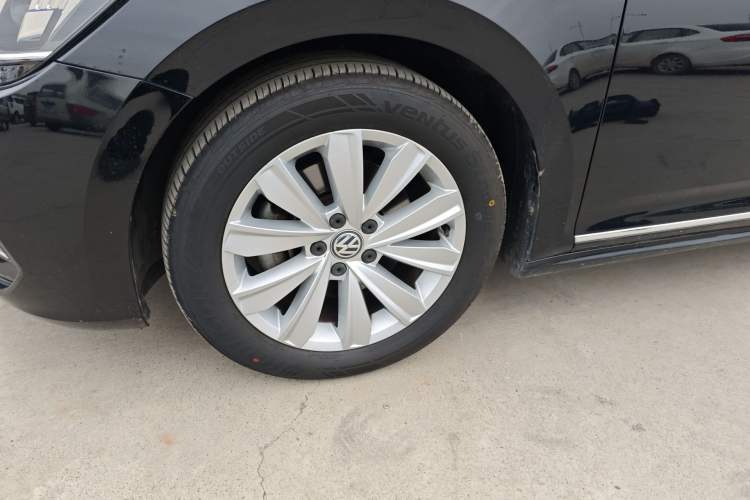 Used Volkswagen Passat 2019 330TSI Elite Edition China VI
