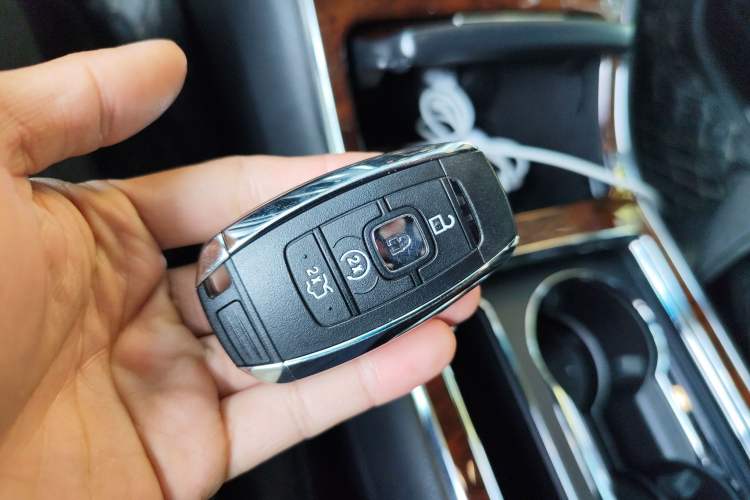 Used Lincoln Continental 2019 2.0T Two-Wheel Drive Luxury Edition China VI Standard