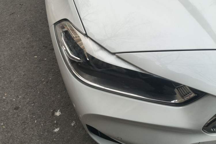 Used BMW X2 2022 sDrive25i M Sport Package Right Front Headlight