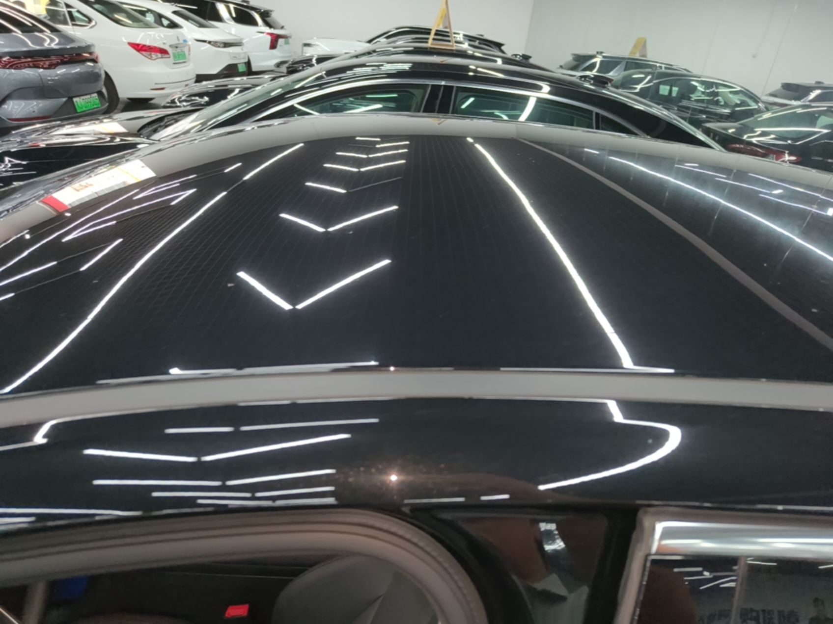Hongqi E-QM5 2024 610 km PLUS — снимка 7