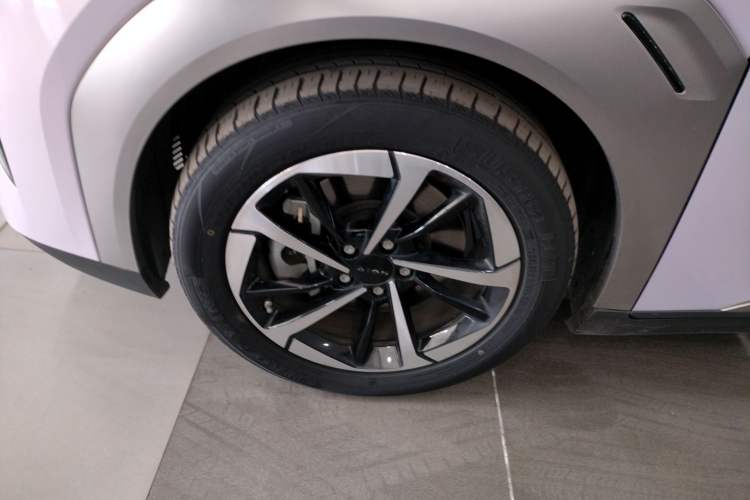 Used AION Y 2022 Plus 70 Smart Edition