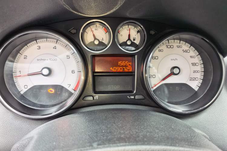 Used Peugeot 408 2013 2.0L Manual Comfort Edition