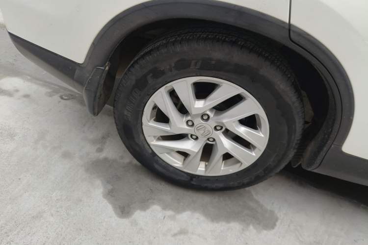 Used Honda CR-V 2015 2.4L two-wheel drive luxury version Exterior 5