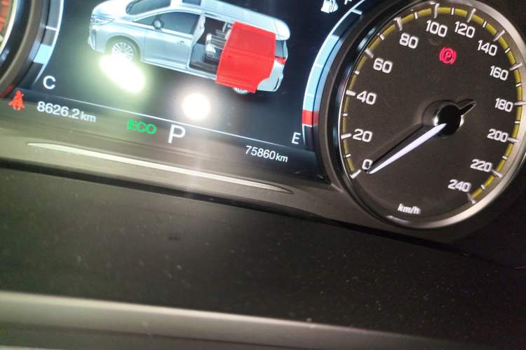 Used GAC Trumpchi M8 2021 Revised Version Lingxiu Series 390T Luxury Edition Odometer Close Up