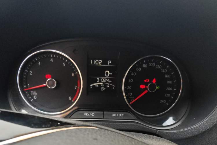 Used Volkswagen Polo 2016 1.6L Automatic Comfort Model Instrument Cluster