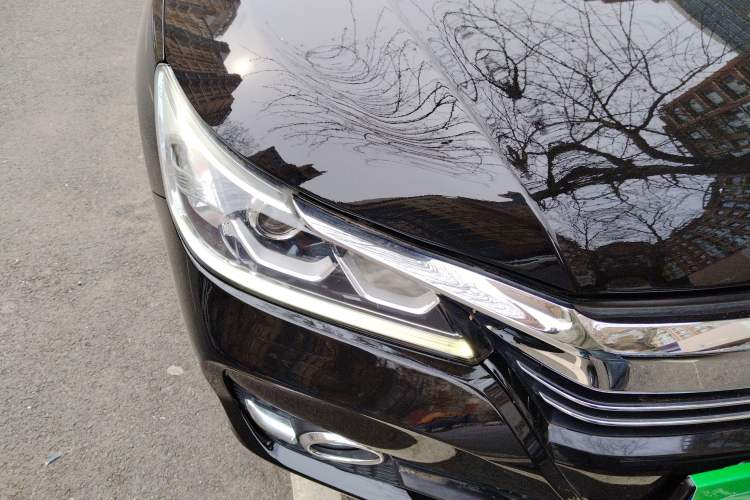 Used Honda Accord 2016 2.0L Comfort Edition Right Front Headlight