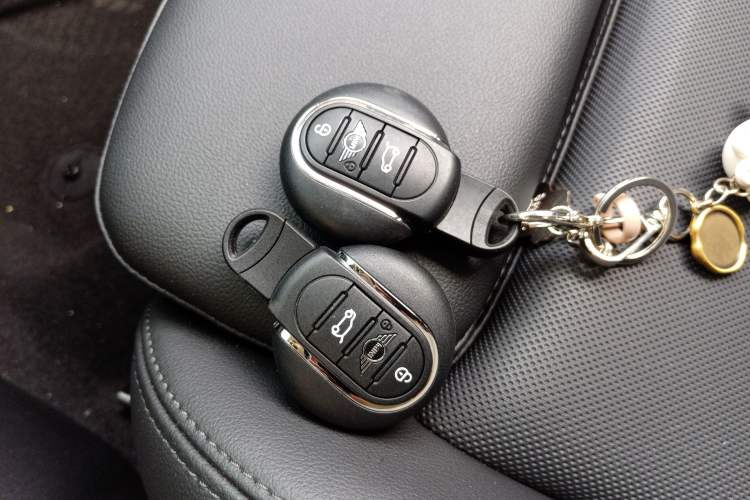 Used MINI 2022 2.0T COOPER S Classic Edition Interior 1