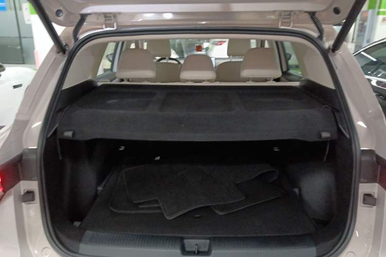 Used MG ES5 2025 525max Rear-Drive Intelligent Driving Version Trunk