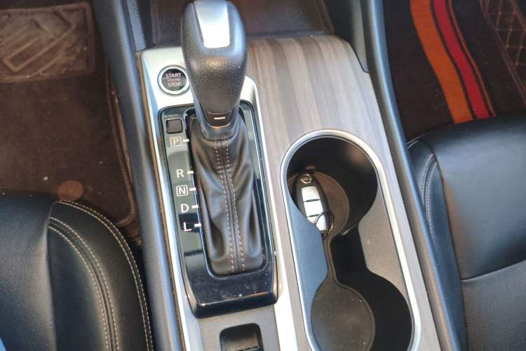 Used Nissan Teana 2021 2.0L XL Comfort Edition Gear Lever