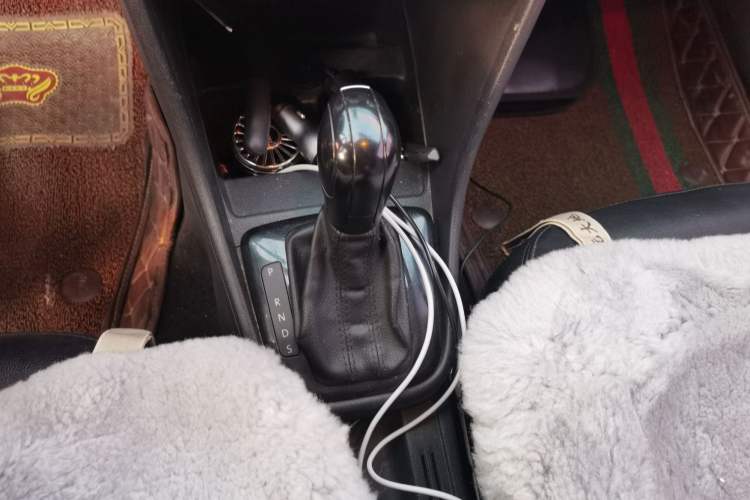 Used Volkswagen Santana 2015 1.6L Automatic Fashion Edition