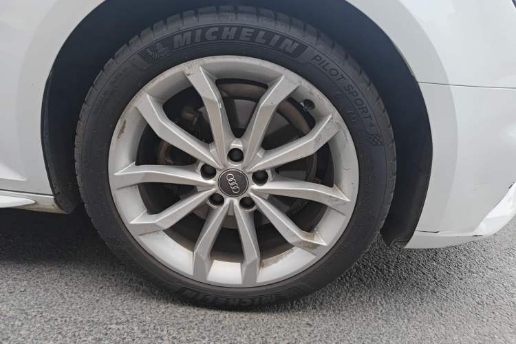 Used Audi A4L 2018 30th Anniversary Edition 40 TFSI Fashion Model