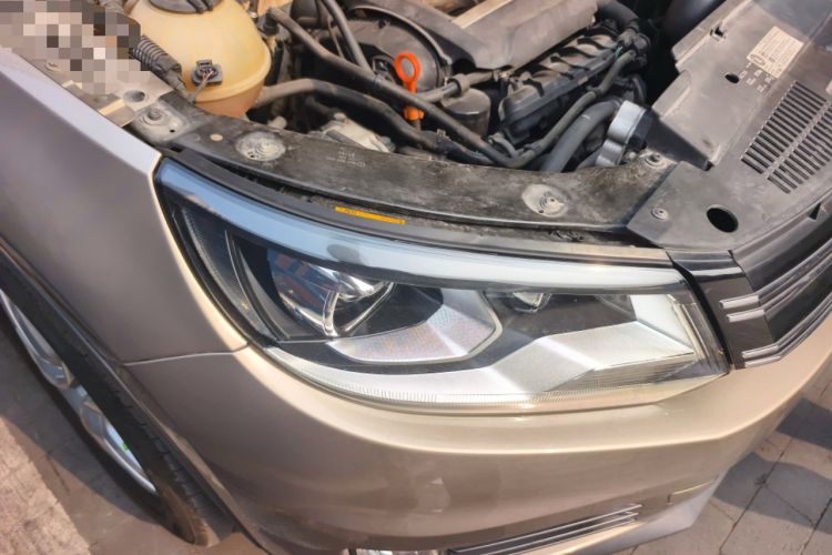 Used Volkswagen Tiguan 2013 1.8TSI Automatic Two-Wheel Drive Trend Edition Right Front Headlight