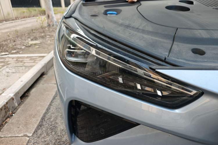 Used NETA L 2024 Extended-Range 310 Flash-Charge Red Edition