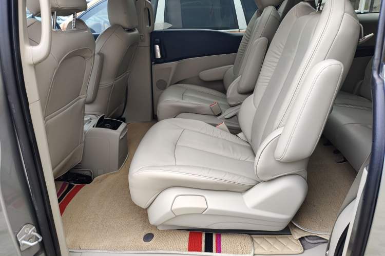 Used Buick GL8 2014 3.0L GT Luxury Business Haoya Edition Left Rear Seat