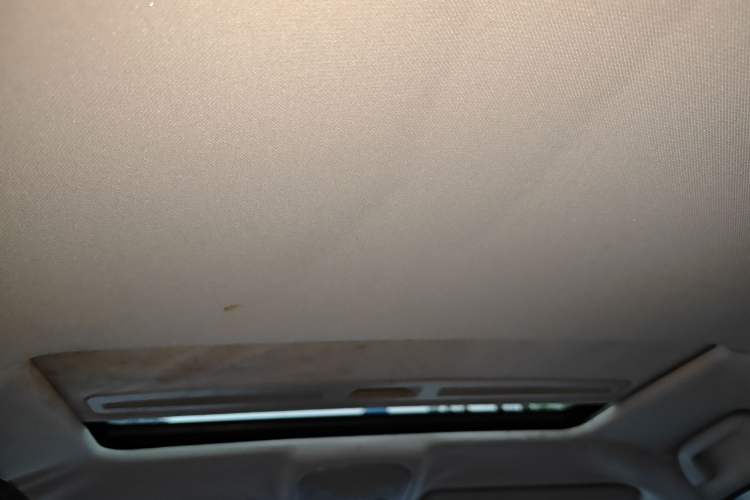 Used Haval H2 2016 Red Label 1.5T Manual Two-Wheel Drive Elite Model
