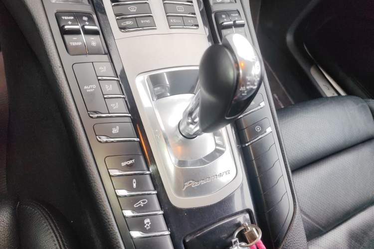 Used Porsche Panamera 2014 Panamera 4 3.0T Gear Lever