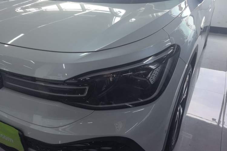 Used Volkswagen ID.6 CROZZ 2022 Long-Range PRO Edition Left Front Headlight