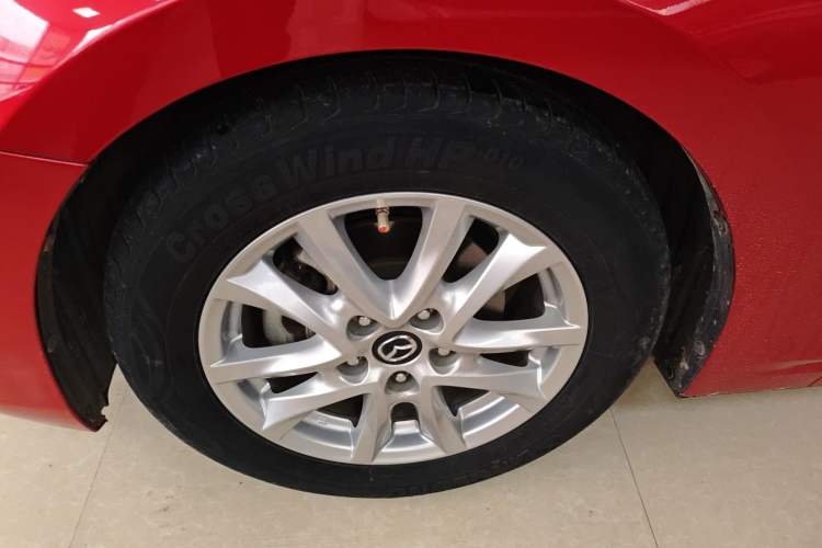 Used Mazda 3 Axela 2017 Sedan 1.5L Automatic Luxury Model Emission Standard China V