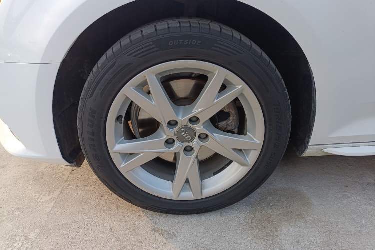 Used Audi A4L 2018 30th Anniversary Edition 40 TFSI Trendy Model