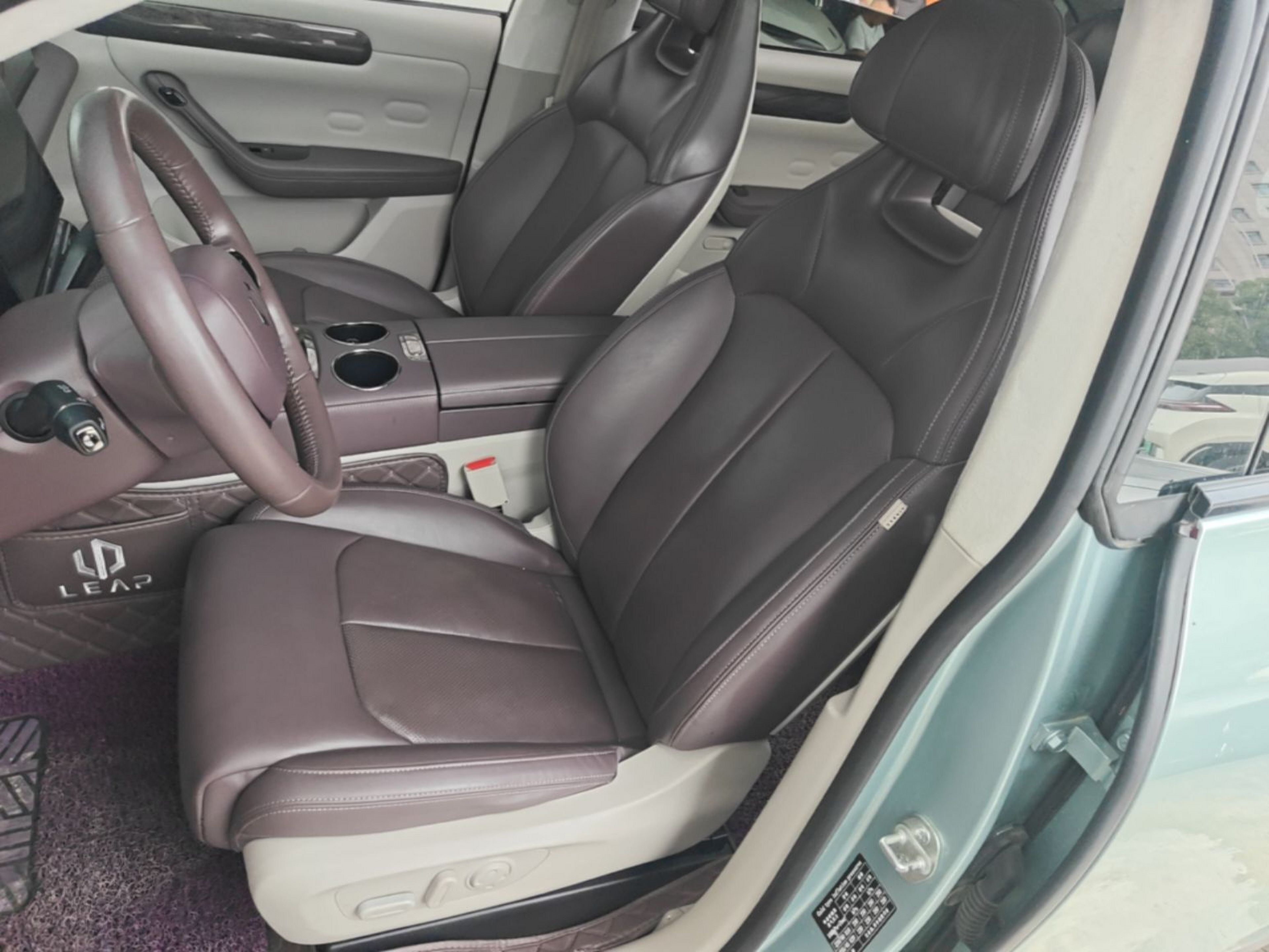 Interior delantero