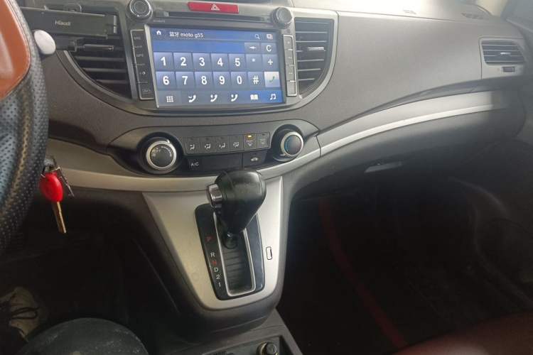 Used Honda CR-V 2012 2.0L two-wheel drive urban version