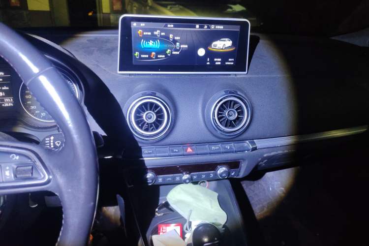 Used Audi A3 2014 Sportback 35 TFSI Automatic Comfort Model Audio And AC Panel