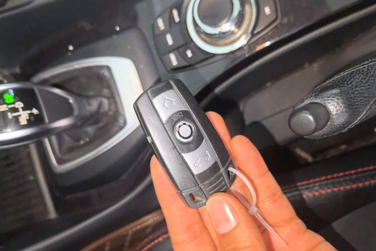 Used BMW X1 2015 sDrive18i Fashion Upgrade Edition Vehicle Key