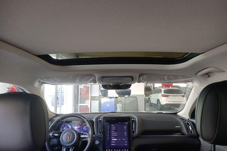 Used Hongqi HS3 PHEV 2025 Model PHEV 117km Jingwei PLUS Edition
