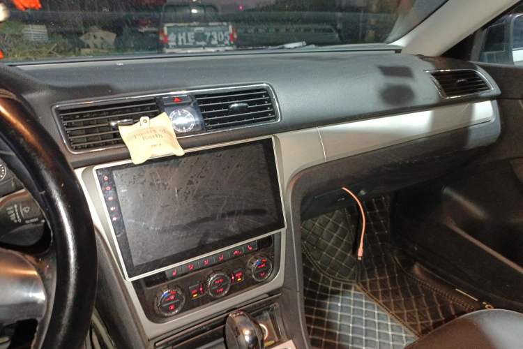 Used Volkswagen Passat 2014 1.8TSI DSG 30th Anniversary Edition Audio And AC Panel