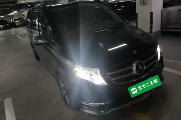 Used Mercedes-Benz V-Class 2017 2.0T Basic Extended Middle East