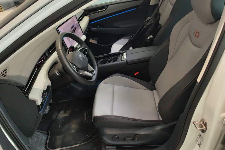 Used Volkswagen ID.7 VIZZION 2024 AIR model Left Front Seat