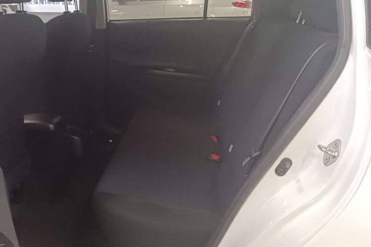 Used Toyota YARiS L Zhi Xuan 2016 Revised 1.5E CVT Charming Edition Left Rear Seat