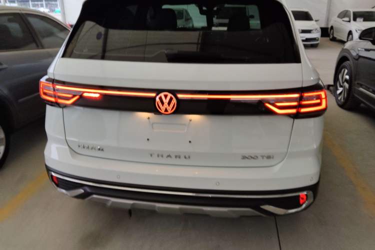 Used Volkswagen Tharu 2023 300TSI Two-Wheel-Drive Full Moon Edition
