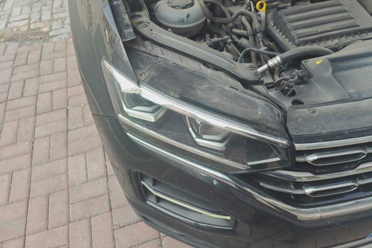 Used Volkswagen Tayron 2021 280TSI Two-Wheel Drive Luxury Smart Connectivity Version
