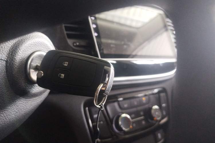 Used Buick Encore 2016 18T Automatic Two-Wheel Drive Urban Leading Edition
