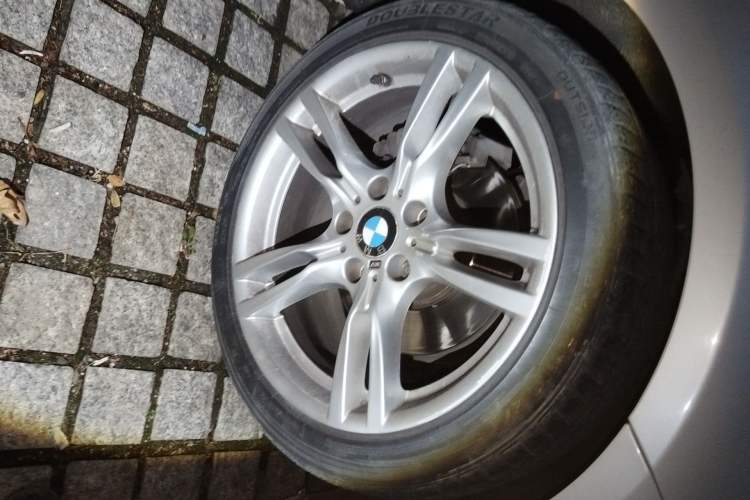 Used BMW 3 Series 2017 320Li Fashion Model
