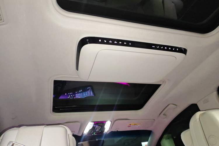 Used Buick GL8 New Energy 2024 Lu Zun Luxury Edition 6-Seater Headliner