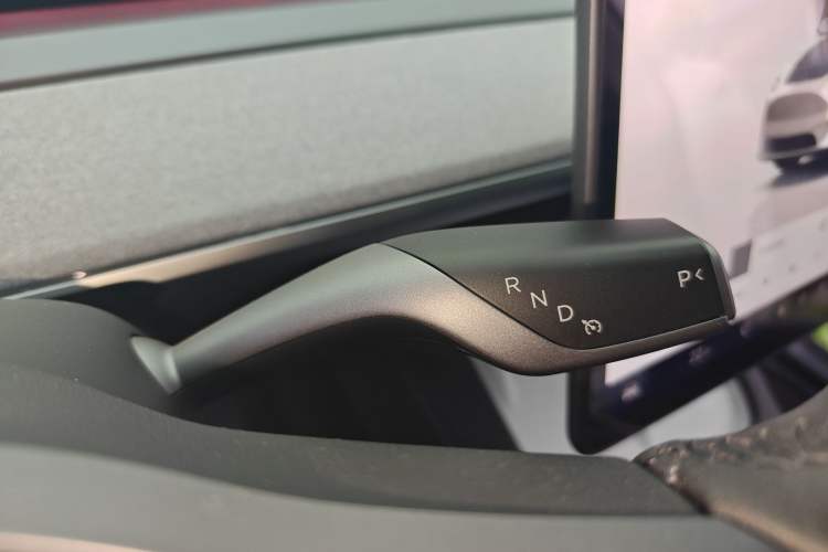 Used Tesla Model Y 2023 Rear-Wheel-Drive Version