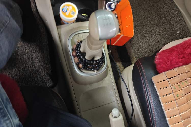 Used Nissan Sylphy 2016 Classic 1.6XE Manual Comfort Edition Gear Lever